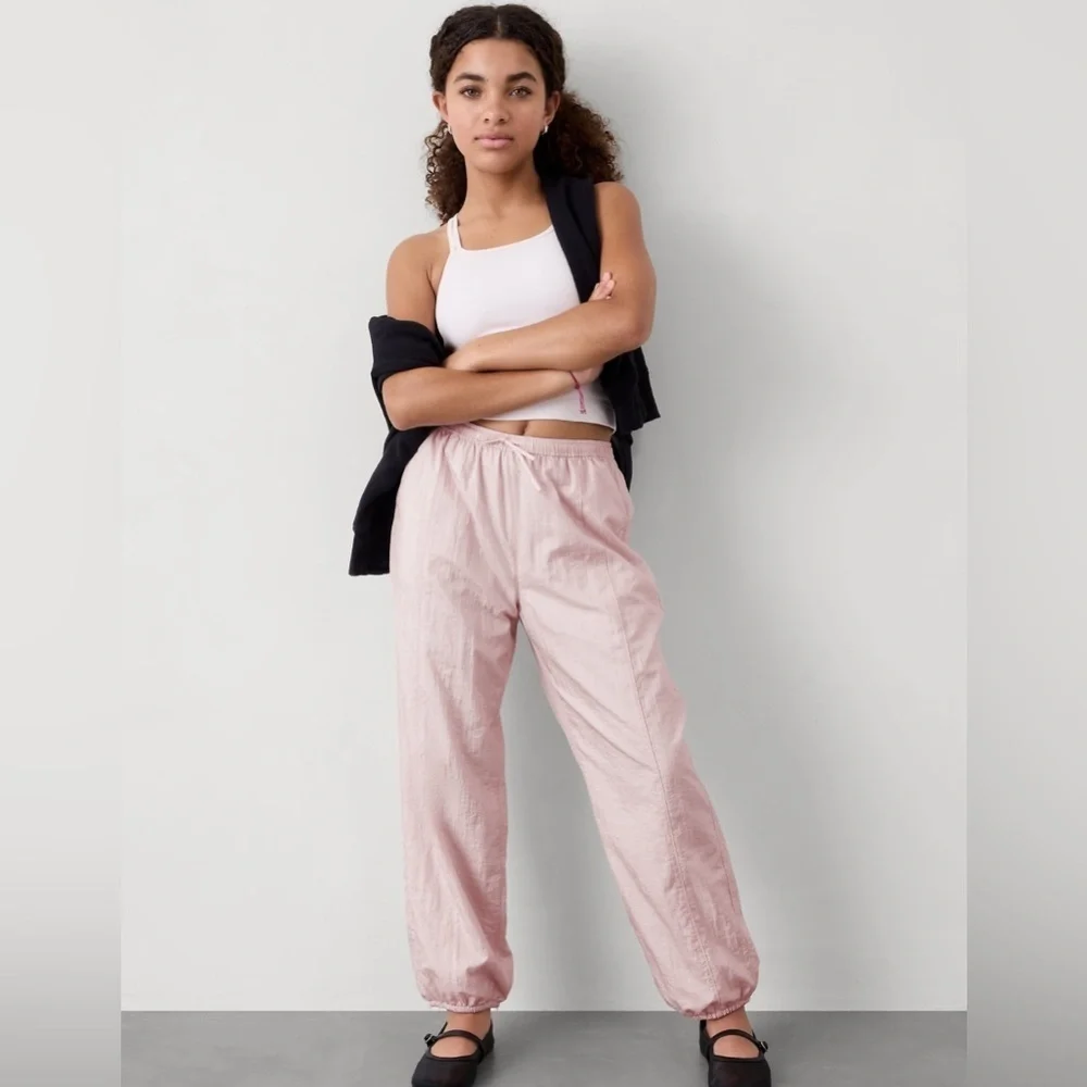NWT Athleta Girl Daybreak Shell Jogger Size XL/14.